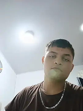 Snapshot of Andres_medi32 chatting on 9, 2, 2026 Andres medi32 online show from 9, 2, 2026