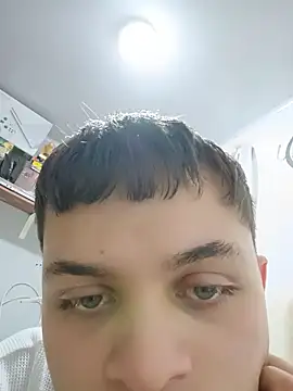 Snapshot of Andres_medi32 chatting on 13, 2, 2026 Andres medi32 online show from 13, 2, 2026