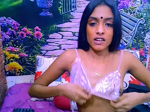 Snapshot of IndianPretty14u2Luv chatting on 25, 6, 2026 IndianPretty14u2Luv online show from 25, 6, 2026