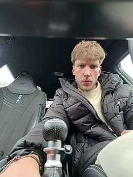 Snapshot of YoungSkinnyBoy20 chatting on 16, 2, 2026 YoungSkinnyBoy20 online show from 16, 2, 2026