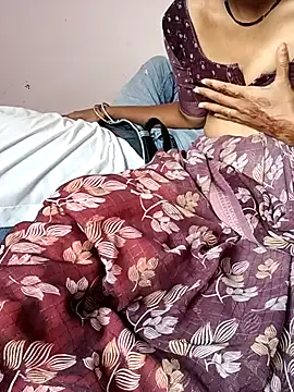 Snapshot of desicpl26 chatting on 2, 2, 2026 desicpl26 online show from 2, 2, 2026