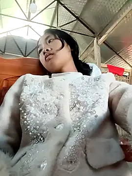 Hoa-tuylip online show from 18, 3, 2026