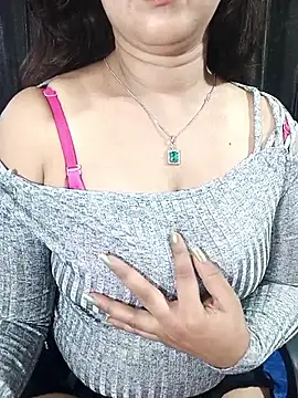 alinaarora online show from 13, 4, 2026