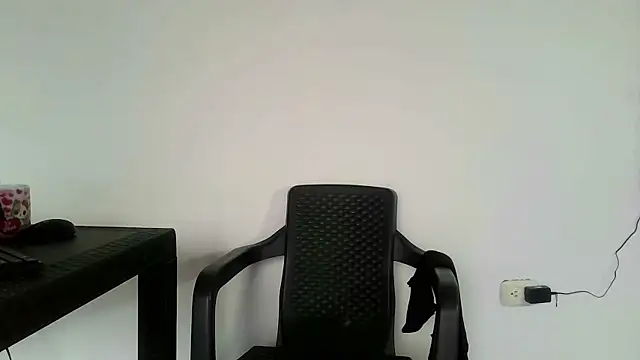 Snapshot of luisk200 chatting on 10, 2, 2026 luisk200 online show from 10, 2, 2026