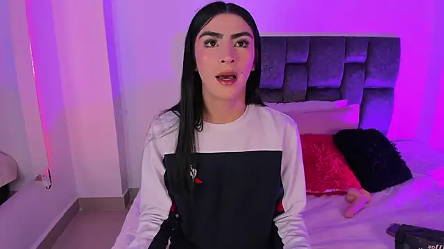 Snapshot of Isabella_Moon9 chatting on 26, 3, 2026 Isabella Moon9 online show from 26, 3, 2026