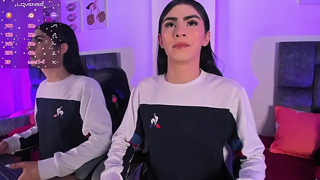 Snapshot of Isabella_Moon9 chatting on 13, 4, 2026 Isabella Moon9 online show from 13, 4, 2026