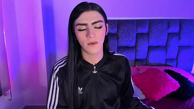 Snapshot of Isabella_Moon9 chatting on 16, 4, 2026 Isabella Moon9 online show from 16, 4, 2026