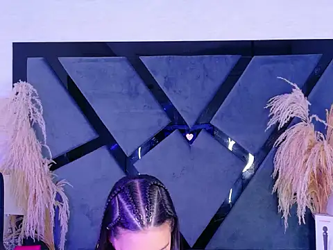 KylieWhitee online show from 25, 3, 2026