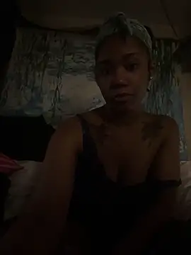 Snapshot of Ebonythroat777 chatting on 28, 2, 2026 Ebonythroat777 online show from 28, 2, 2026