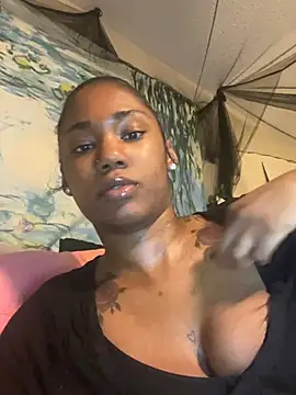 Snapshot of Ebonythroat777 chatting on 1, 3, 2026 Ebonythroat777 online show from 1, 3, 2026