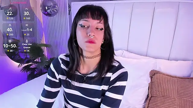 Snapshot of ViolettaColinss chatting on 2, 5, 2026 ViolettaColinss online show from 2, 5, 2026