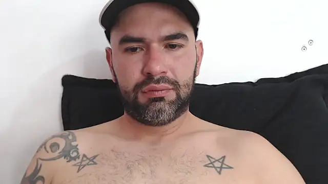 Snapshot of hairyandbigmann chatting on 12, 5, 2026 hairyandbigmann online show from 12, 5, 2026