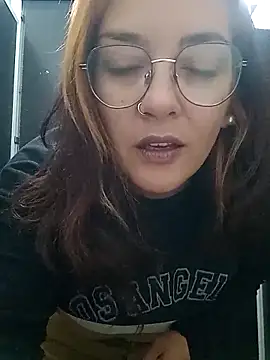 Snapshot of kuramaqueen chatting on 1, 6, 2026 kuramaqueen online show from 1, 6, 2026