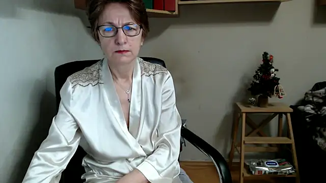 katemodel online show from 7, 1, 2026