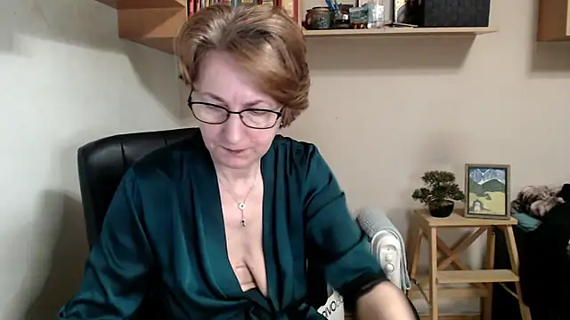 katemodel online show from 1, 4, 2026