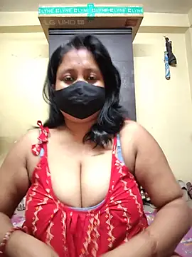 Snapshot of Curvy_Trisha chatting on 27, 5, 2026 Curvy Trisha online show from 27, 5, 2026