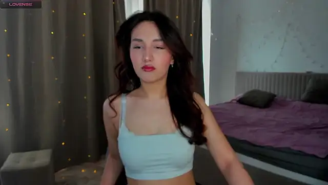 Anna Elfii online show from 14, 4, 2026