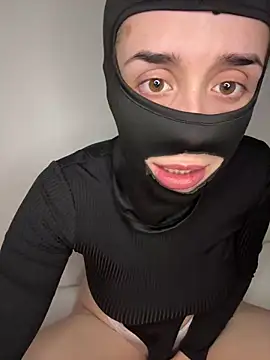 Snapshot of Mishelxxx2 chatting on 5, 2, 2026 Mishelxxx2 online show from 5, 2, 2026