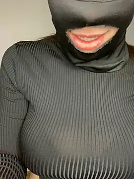 Snapshot of Mishelxxx2 chatting on 13, 2, 2026 Mishelxxx2 online show from 13, 2, 2026