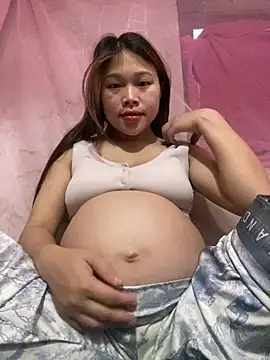 Emxinhka1 online show from 18, 4, 2026