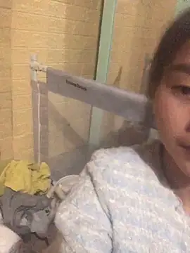 Snapshot of uyensexy chatting on 1, 2, 2026 uyensexy online show from 1, 2, 2026