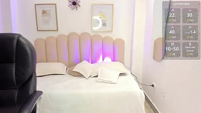 Kailyn Monroe  online show from 12, 2, 2026