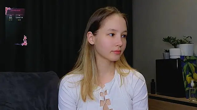 Snapshot of y0ur_sunshinee chatting on 26, 2, 2026 y0ur sunshinee online show from 26, 2, 2026