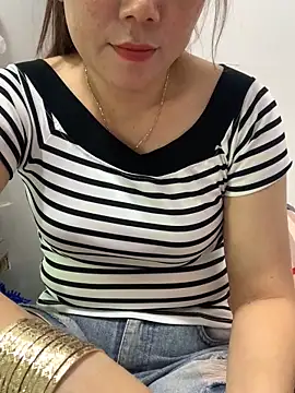 Baby-lovely69 online show from 5, 2, 2026