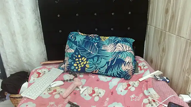 Camil4 milf 1 online show from 3, 2, 2026