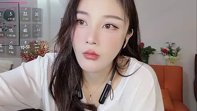 Snapshot of Lisa-295188 chatting on 27, 2, 2026 Lisa-295188 online show from 27, 2, 2026