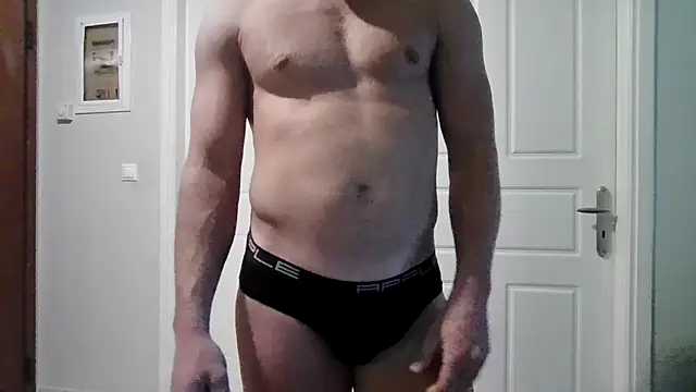 YoungforOld32 online show from 3, 3, 2026