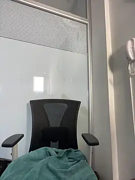 Nahomy Benett online show from 20, 2, 2026