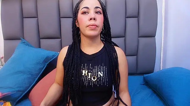 Snapshot of melany_roberts_ chatting on 27, 5, 2026 melany roberts online show from 27, 5, 2026