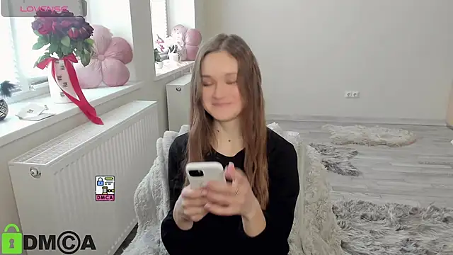 Snapshot of Elina_X chatting on 21, 4, 2026 Elina X online show from 21, 4, 2026