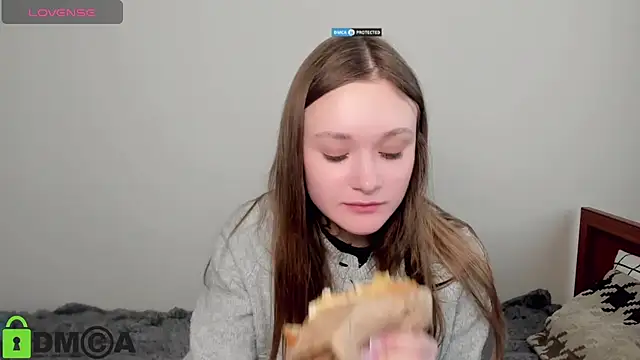 Snapshot of Elina_X chatting on 28, 5, 2026 Elina X online show from 28, 5, 2026