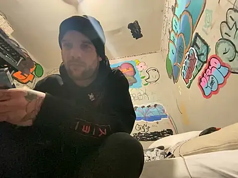 Snapshot of gothboiplzty chatting on 24, 2, 2026 gothboiplzty online show from 24, 2, 2026