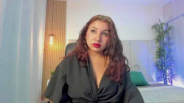 Snapshot of Victoria_Rosee chatting on 30, 6, 2026 Victoria Rosee online show from 30, 6, 2026