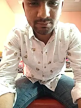 Snapshot of Darkintrovert chatting on 17, 2, 2026 Darkintrovert online show from 17, 2, 2026