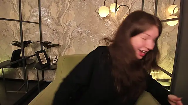 Luna Tide online show from 7, 3, 2026