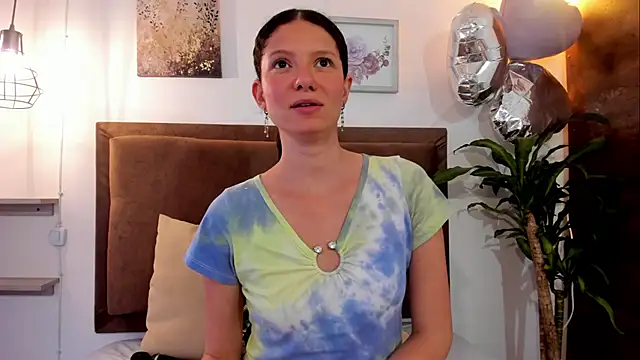 sofy bonnet online show from 20, 2, 2026