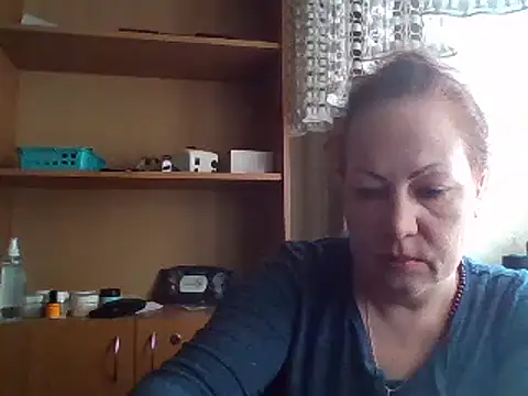 KrystalStyles online show from 7, 4, 2026