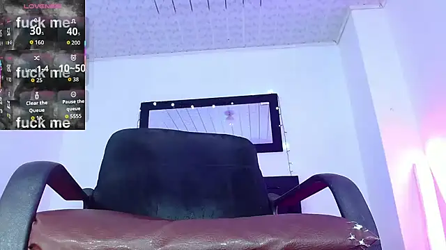 Snapshot of hotboyluxe chatting on 9, 7, 2026 hotboyluxe online show from 9, 7, 2026