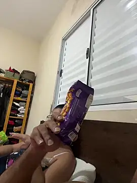 Renataalves online show from 28, 3, 2026