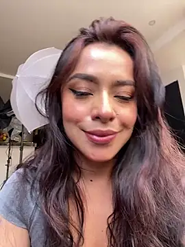 Snapshot of foxxy_lover chatting on 28, 2, 2026 foxxy lover online show from 28, 2, 2026