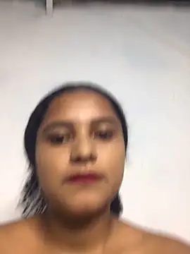 Snapshot of LiaRose- chatting on 29, 4, 2026 LiaRose- online show from 29, 4, 2026