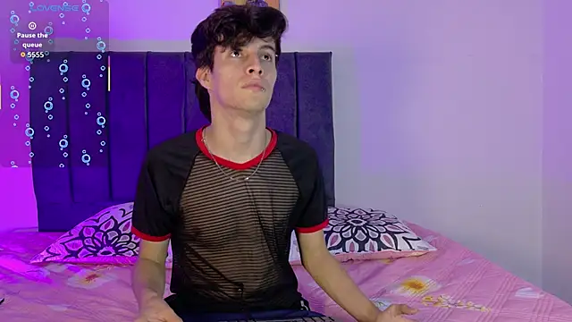 Snapshot of axxxel_twink chatting on 27, 6, 2026 axxxel twink online show from 27, 6, 2026