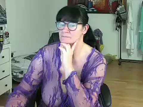 Sylly online show from 24, 2, 2025