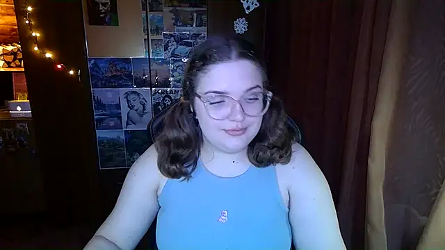 Snapshot of Teasing_Dora chatting on 3, 2, 2026 Teasing Dora online show from 3, 2, 2026