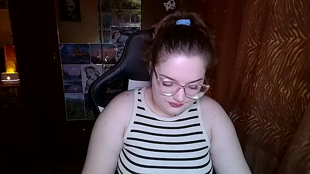 Snapshot of Teasing_Dora chatting on 9, 2, 2026 Teasing Dora online show from 9, 2, 2026