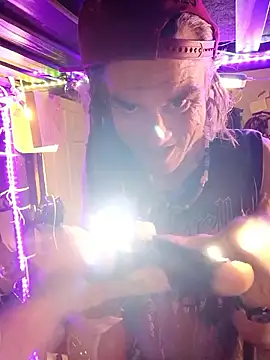 AllucyLu online show from 2, 3, 2026